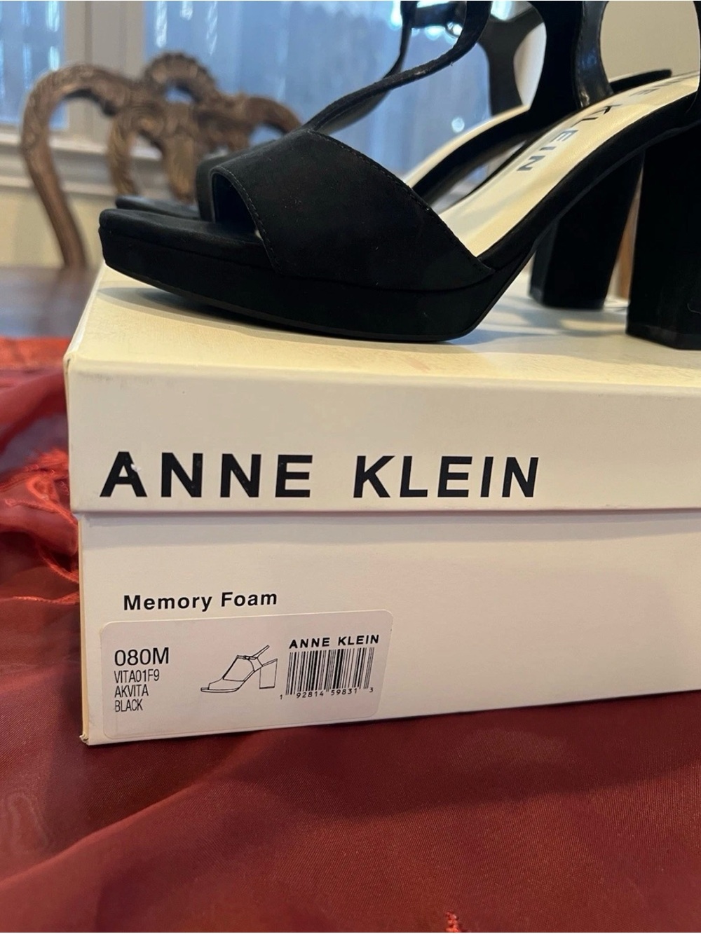 Anne Klein Vivienne Pumps SZ 8.5 Black Patent Leather great for summer  chic